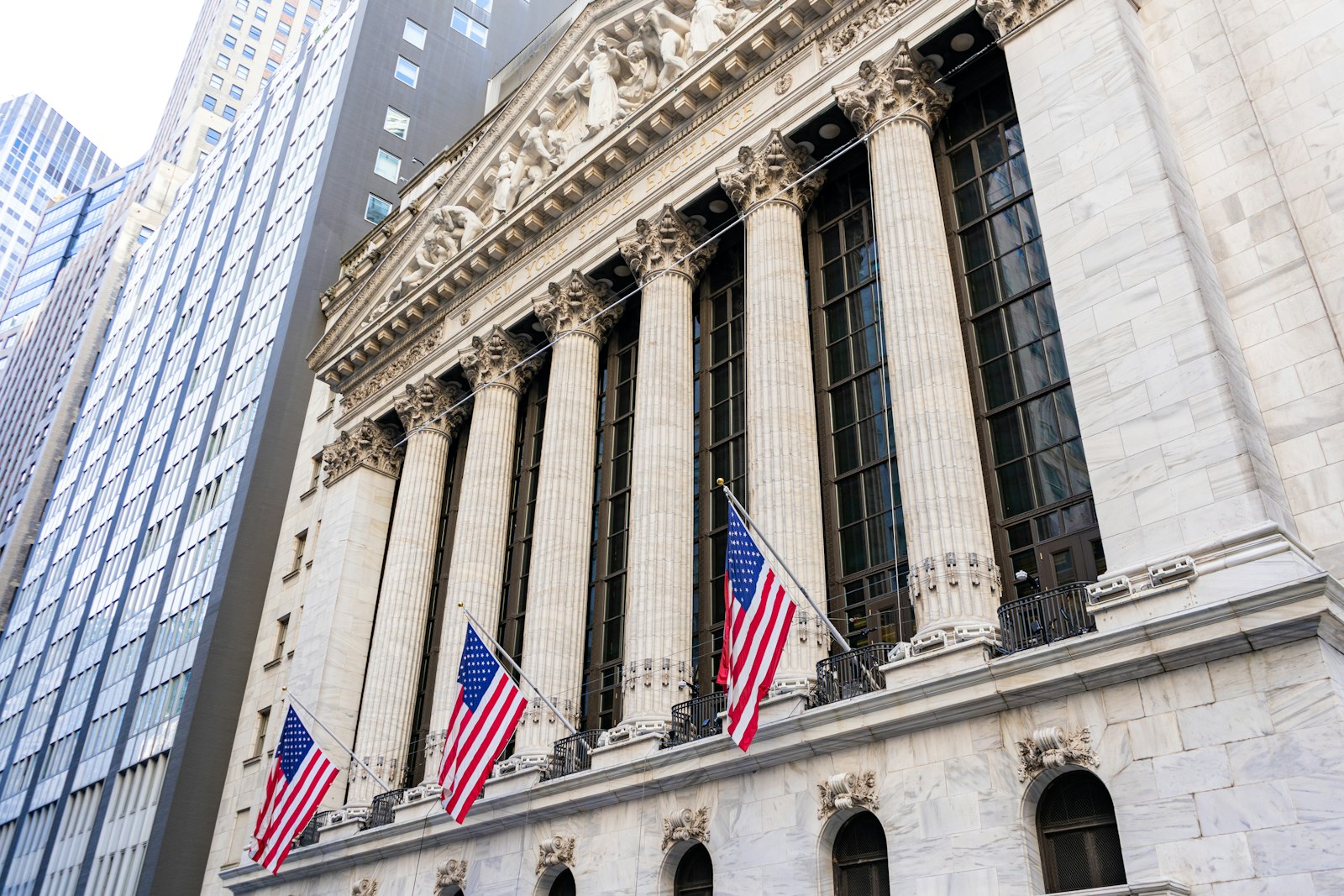Image d'illustration — le New York Stock Exchange ; Anthropic a, elle, retenu le Nasdaq pour son IPO.