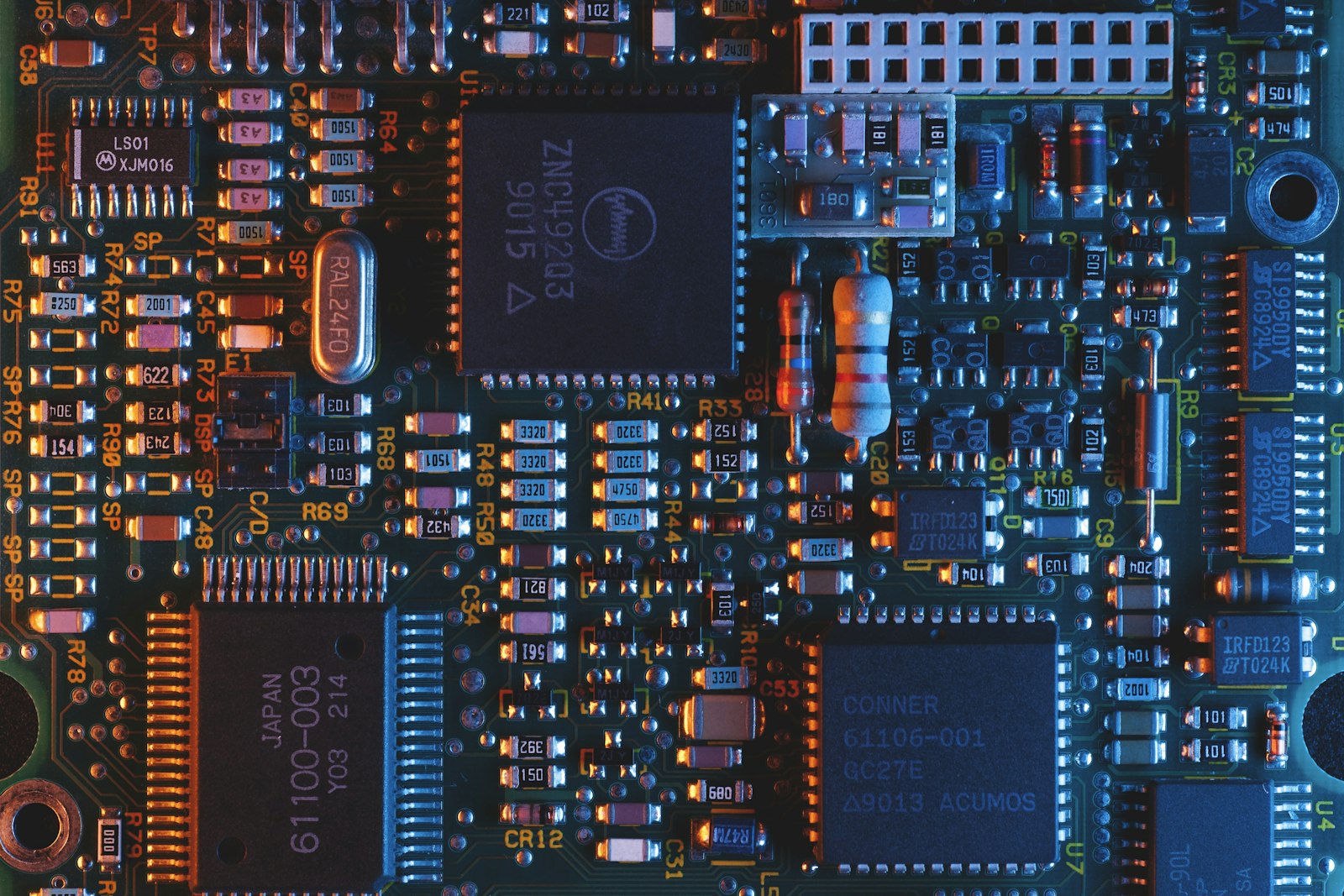 Image d'illustration — circuit imprimé d'un appareil électronique.