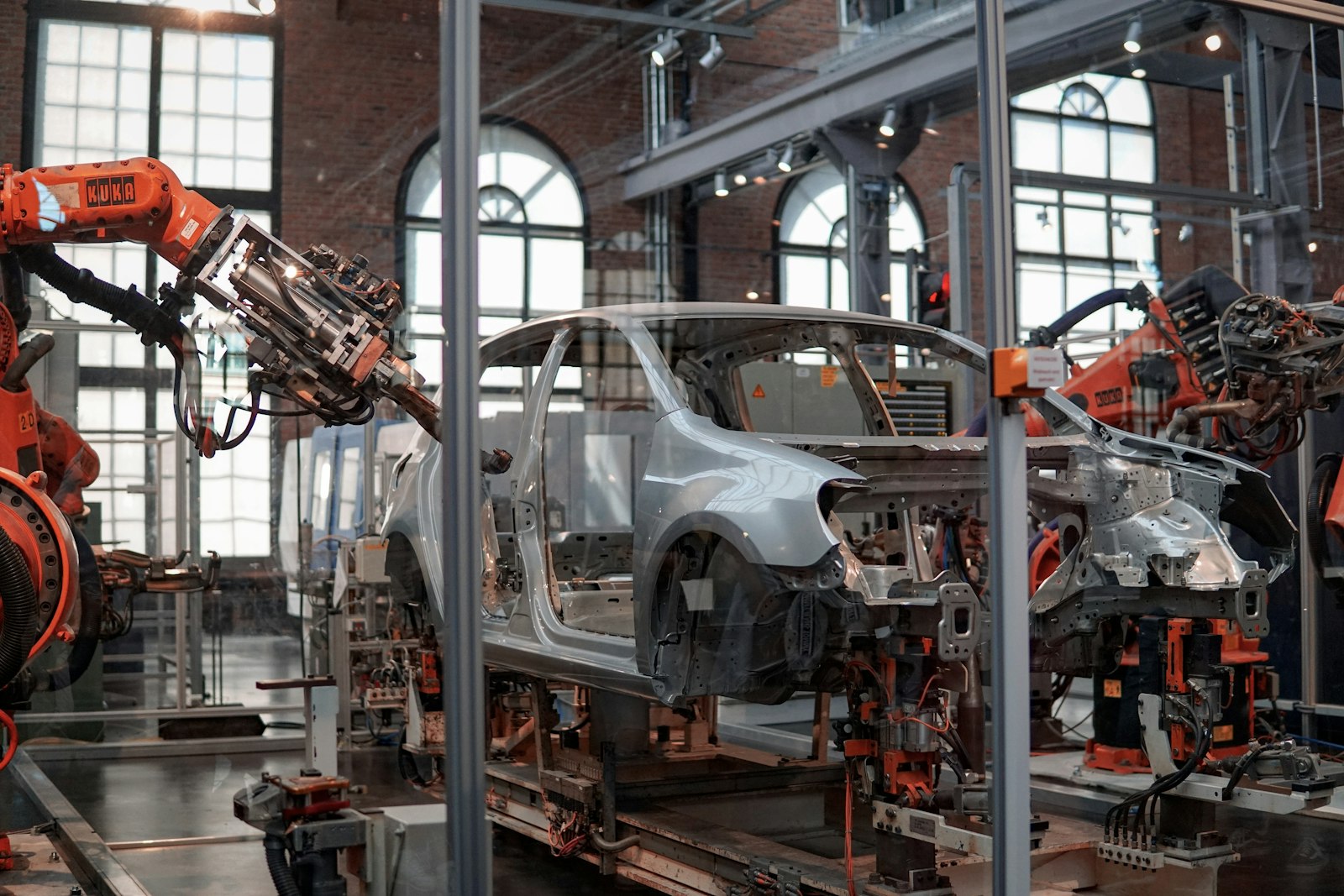 Image d'illustration — ligne d'assemblage automobile robotisée, représentative de l'industrie allemande visée par Mistral